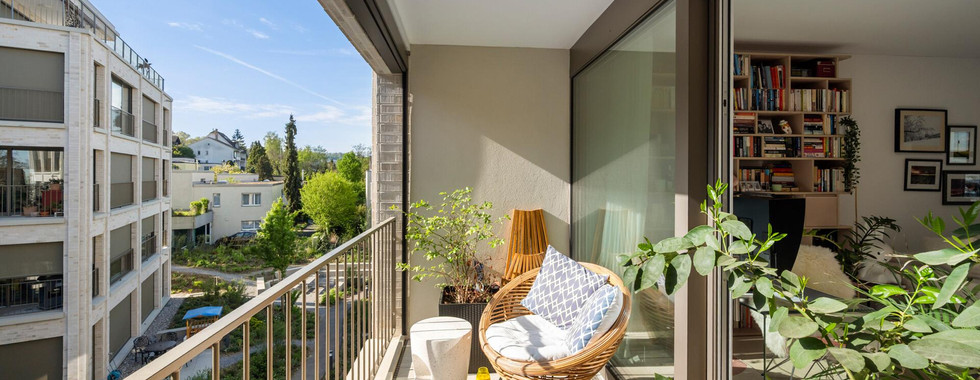 Balkon mit Blick ins Grüne