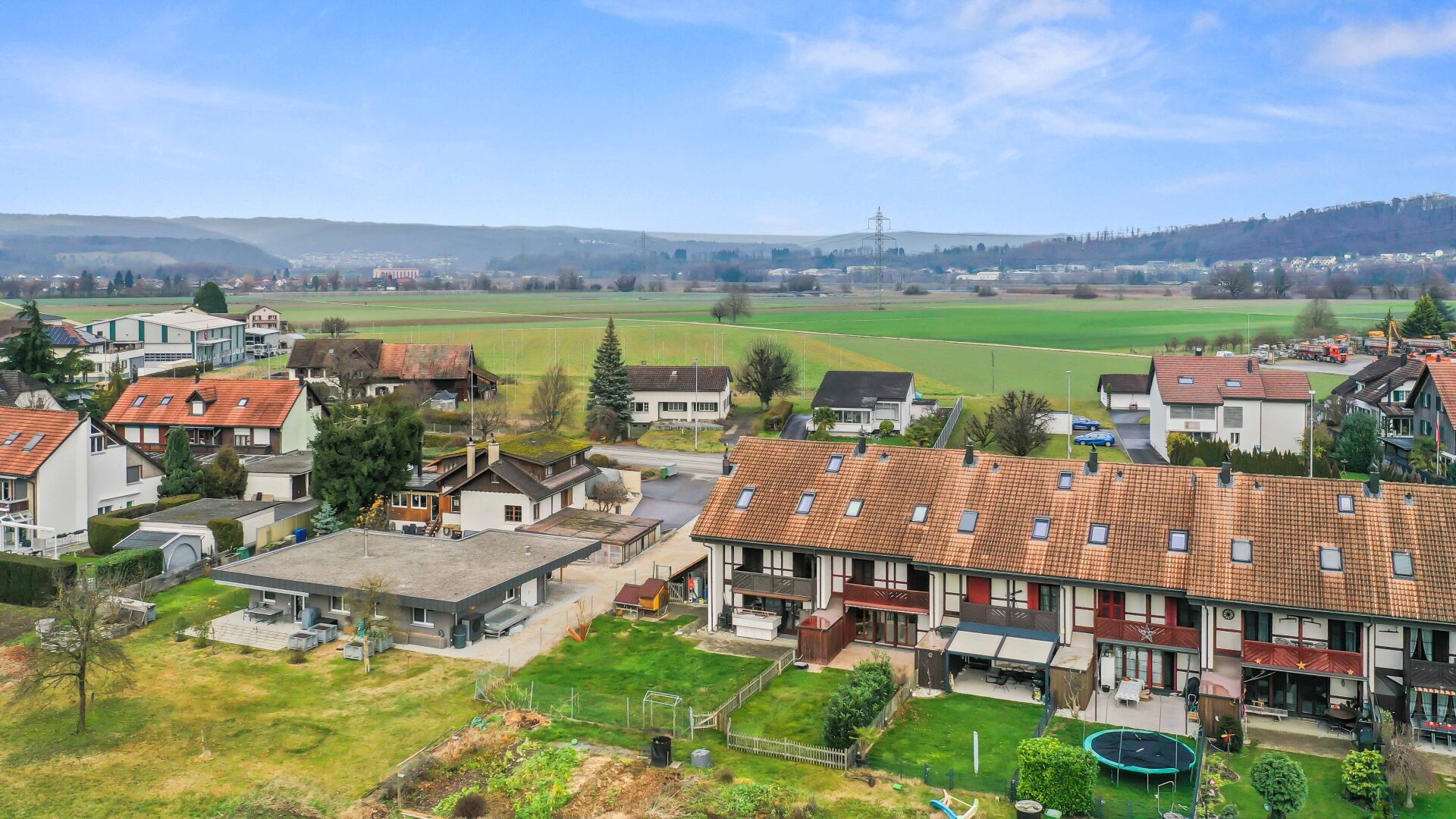 Wohnsiedlung mit weitem Landschaftsblick