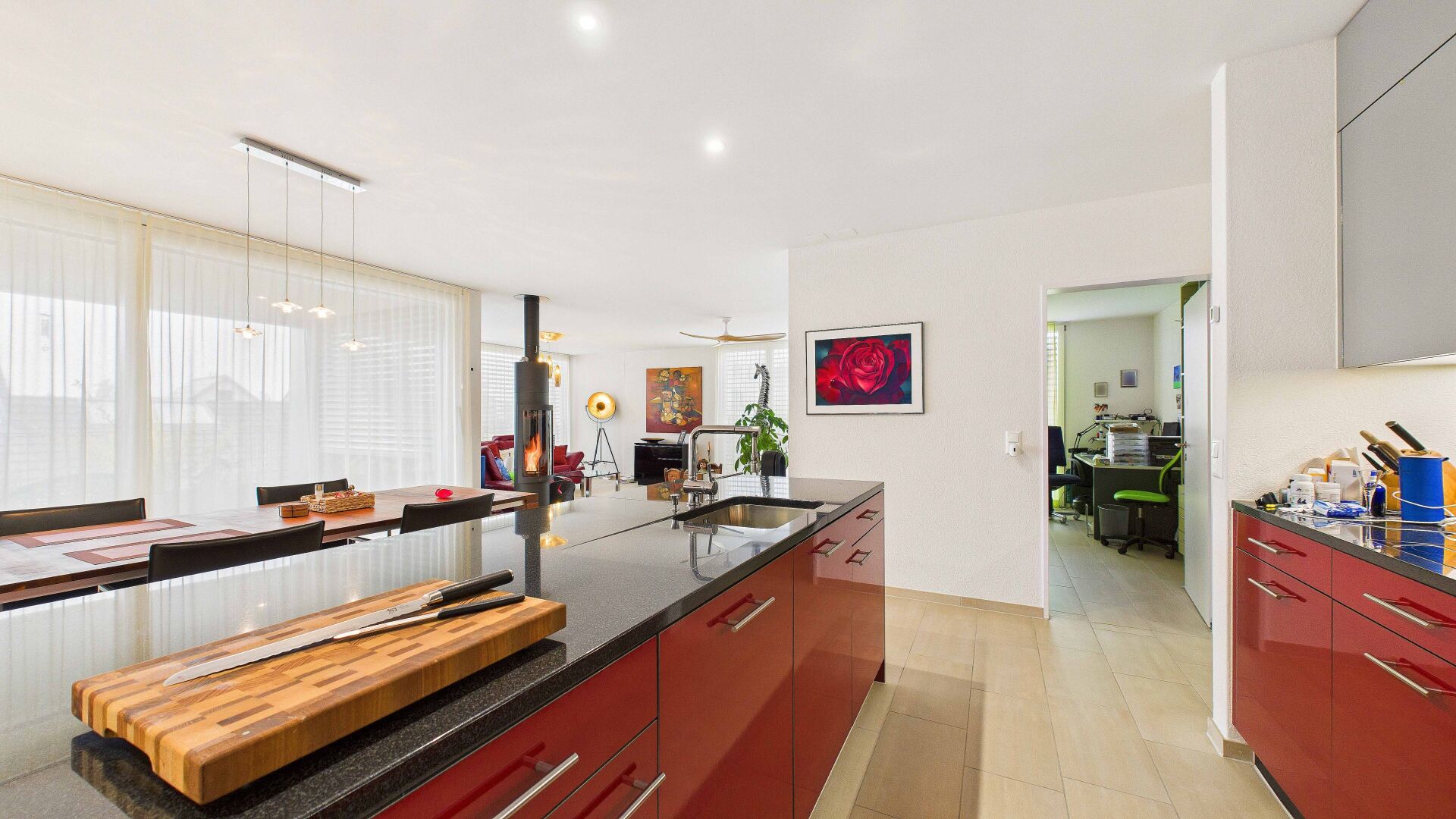Offener Wohnbereich mit Küche