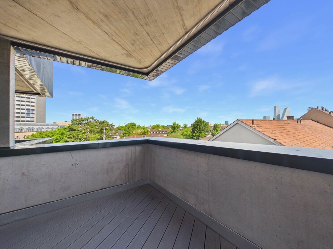 Dachterrasse mit Stadtblick