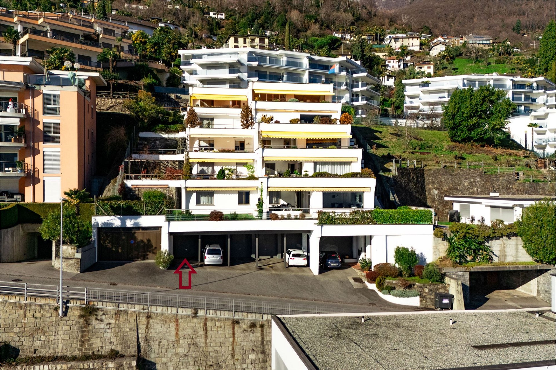 Terrassenwohnhaus an Hanglage