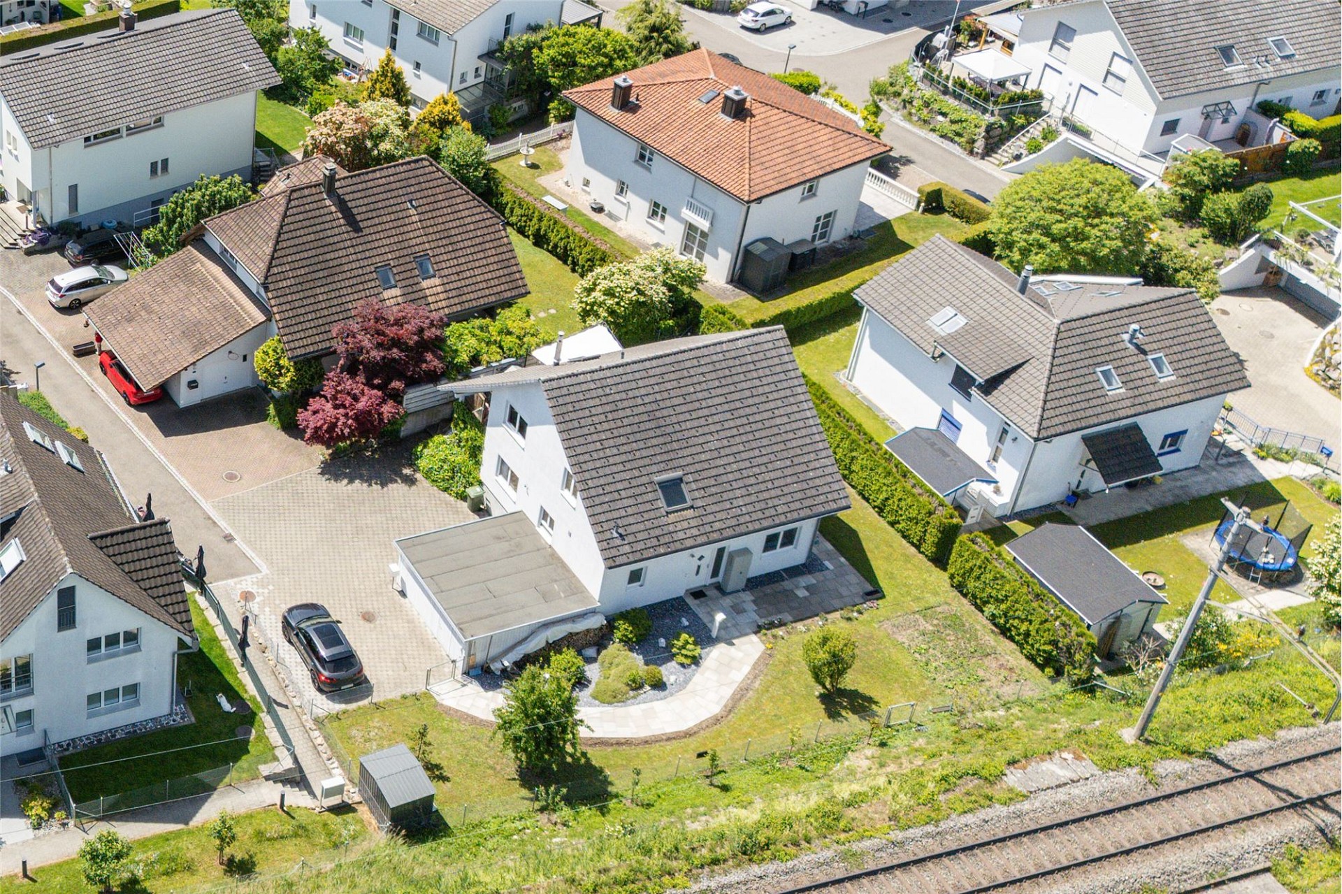 Luftaufnahme einer Wohnsiedlung mit Einfamilienhäusern