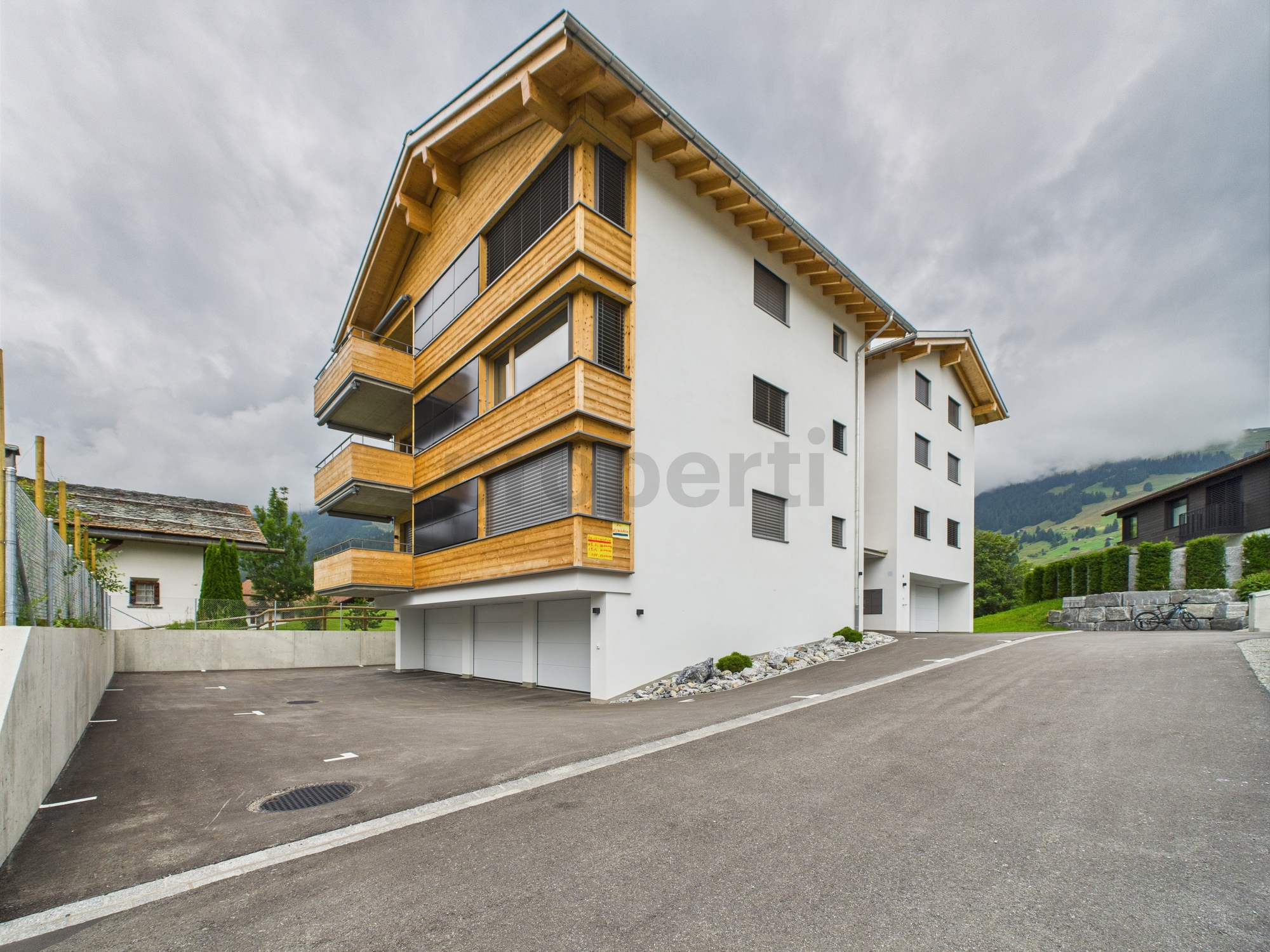 Schöne 5.5-Zimmer Maisonette-Neubauwohnung mit Berg- und Seeblick in Brigels – Breil/Brigels