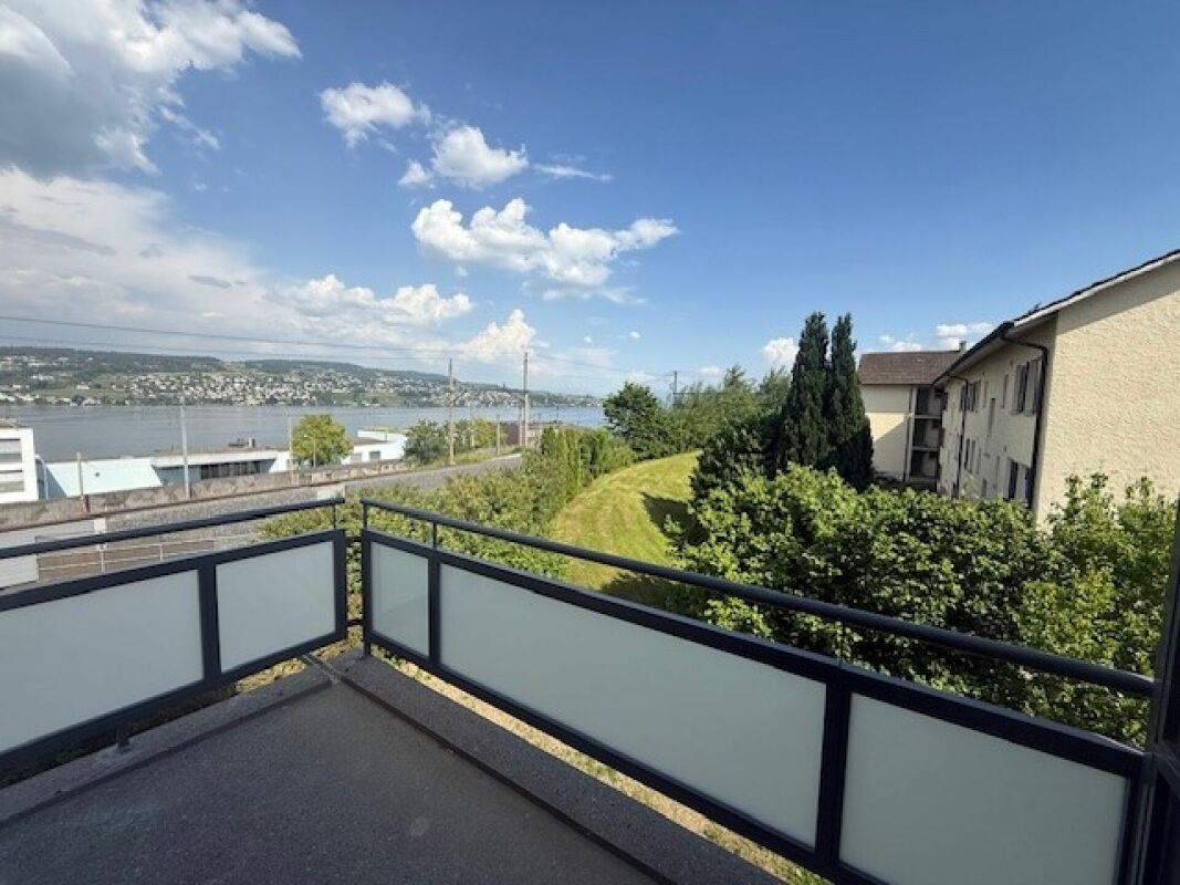 Balkon mit Seeblick
