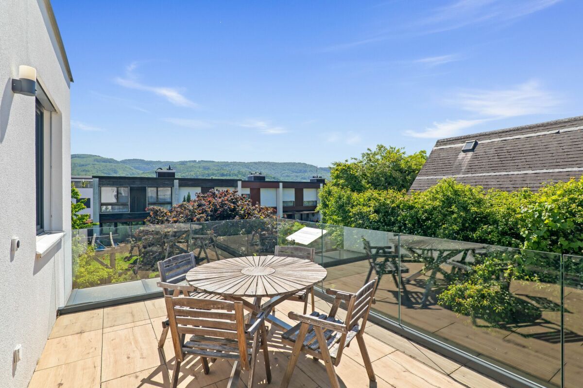 Dachterrasse mit Blick ins Grüne