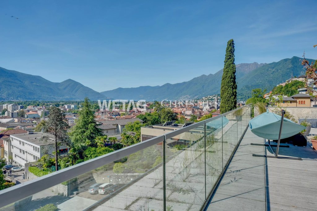 Dachterrasse mit Bergblick