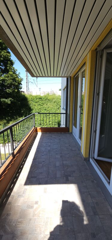 Balkon mit Blick ins Grüne