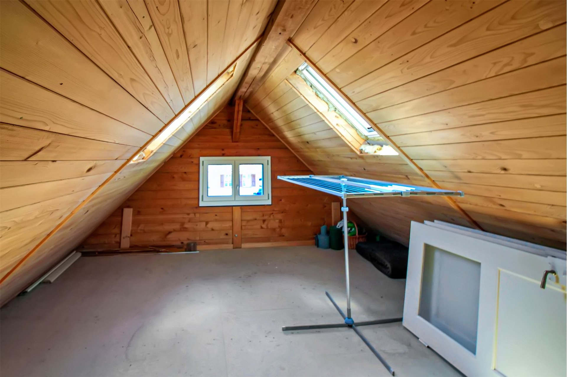 Dachboden mit Holzausbau