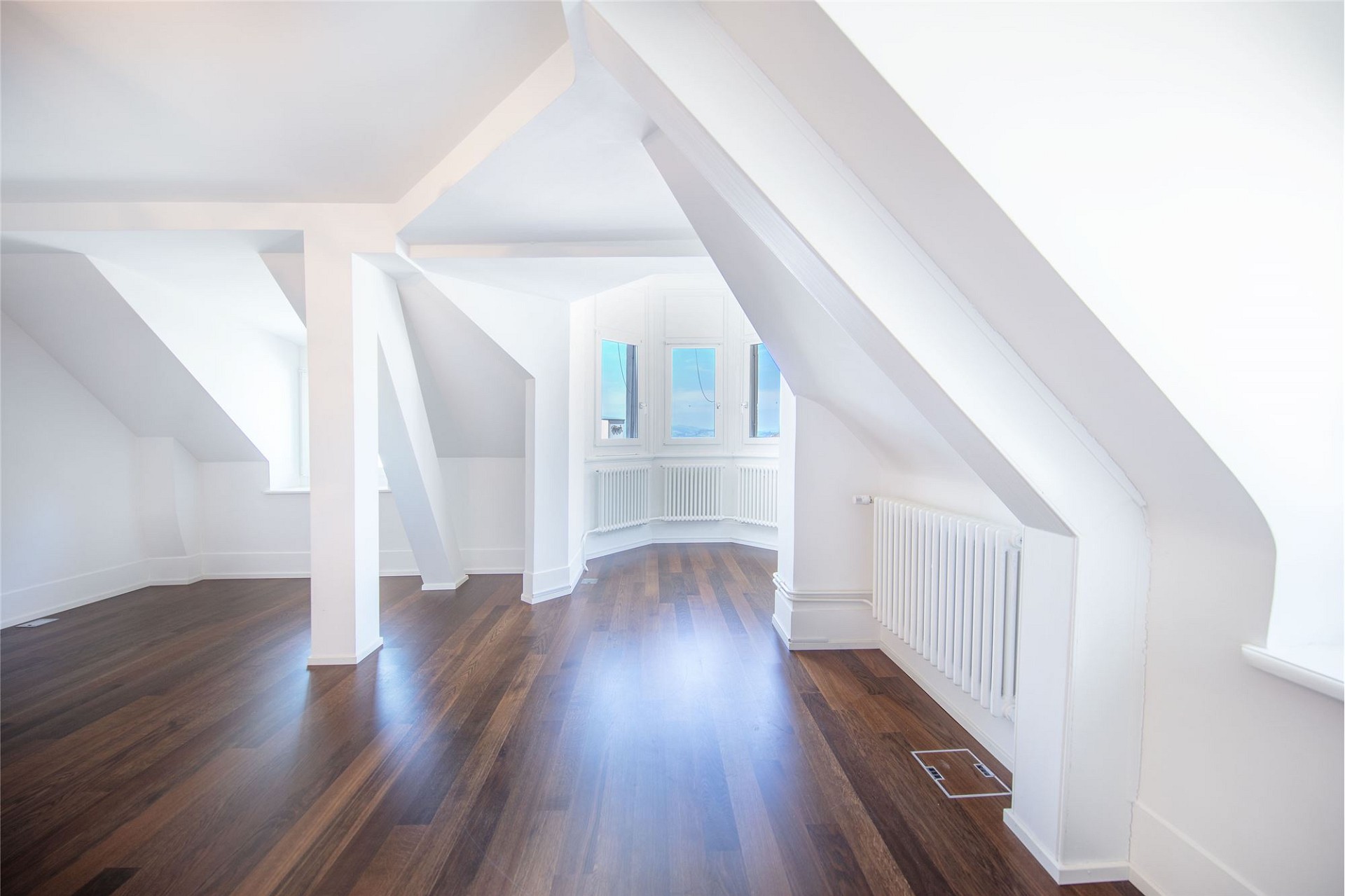 Dachgeschossraum mit Dachschrägen