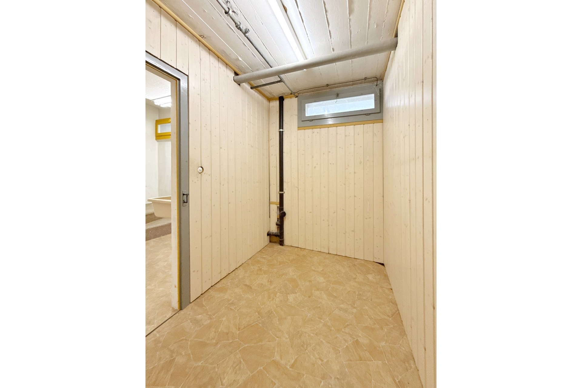 Kleiner Keller- bzw. Technikraum