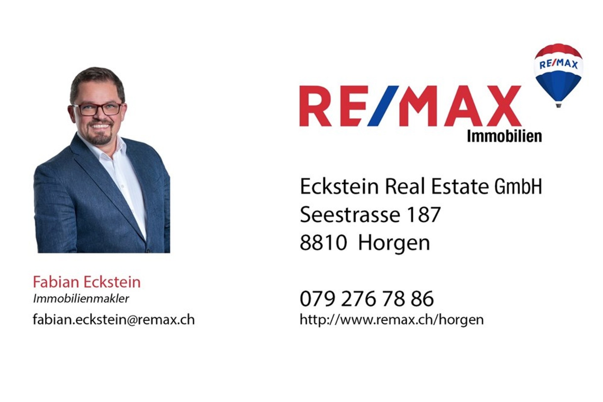 Werbebild eines Maklers mit RE/MAX-Branding