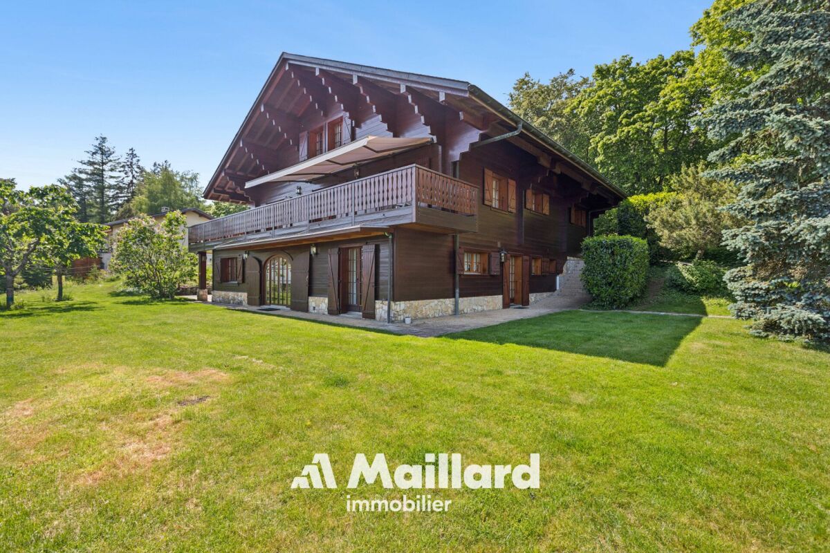 Alpenchalet mit großem Garten