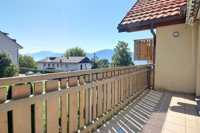 Balkon mit Bergblick