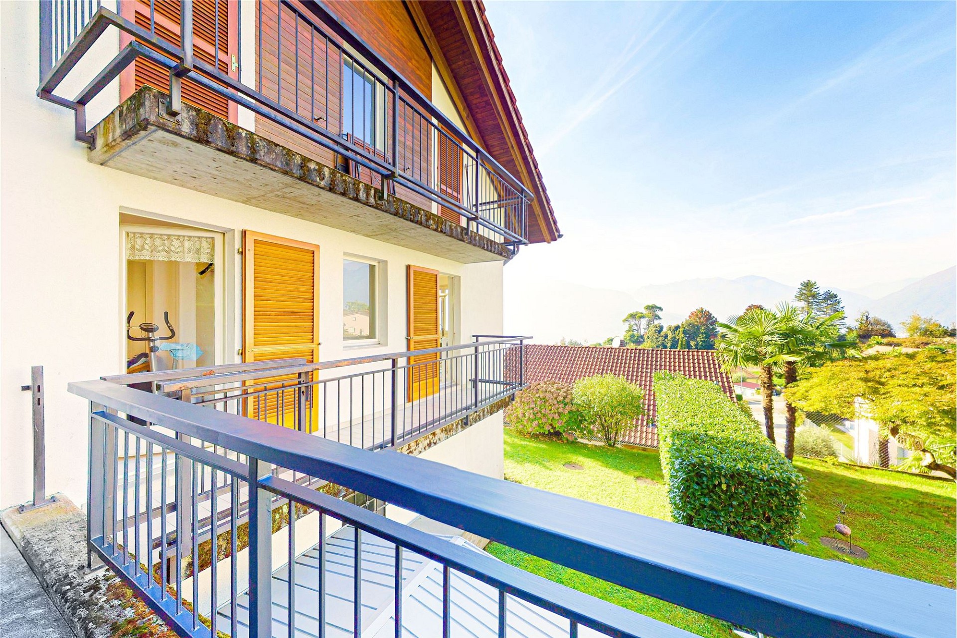 Balkon mit Blick ins Grüne