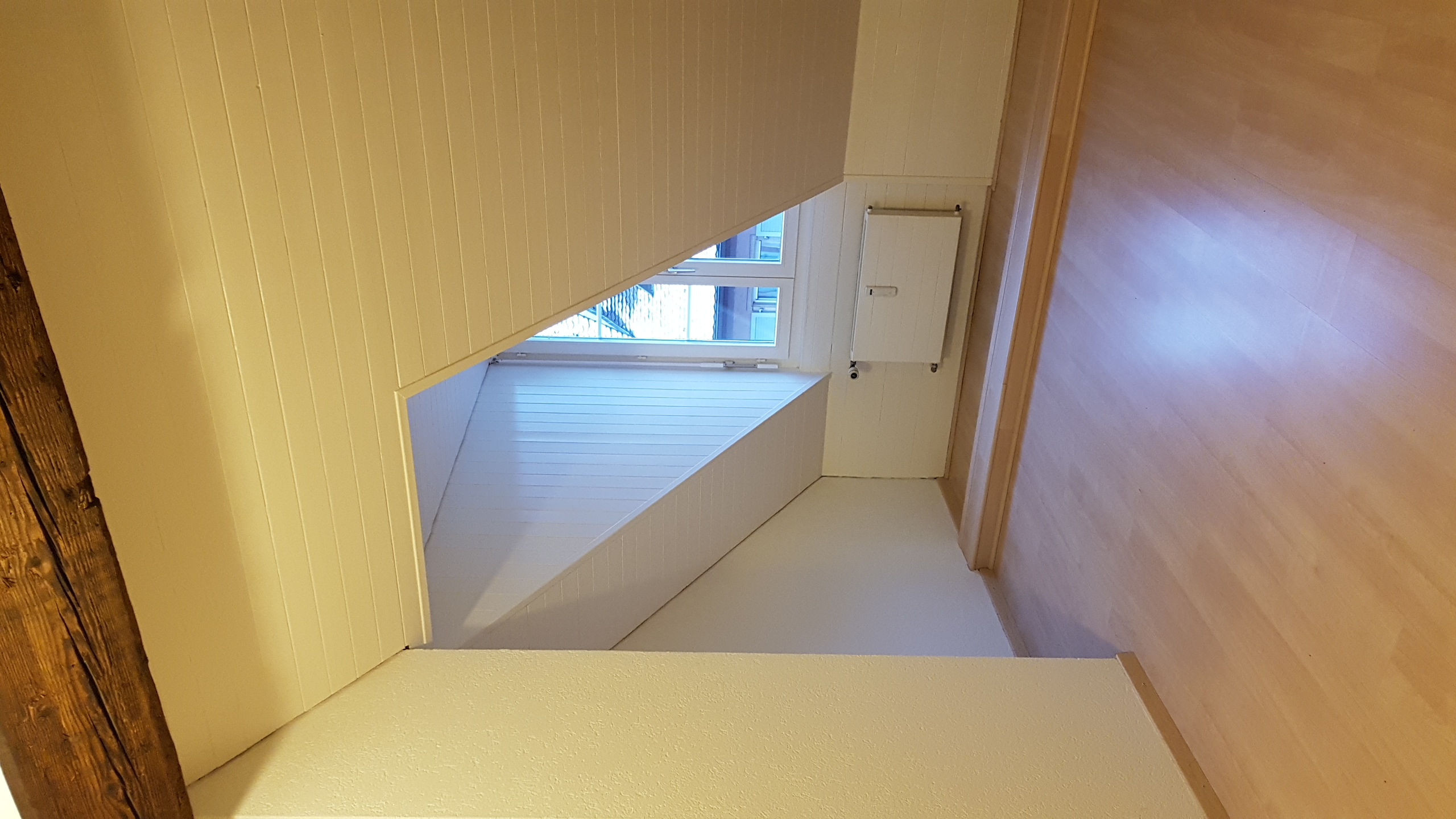 Dachgeschossraum mit Dachschräge
