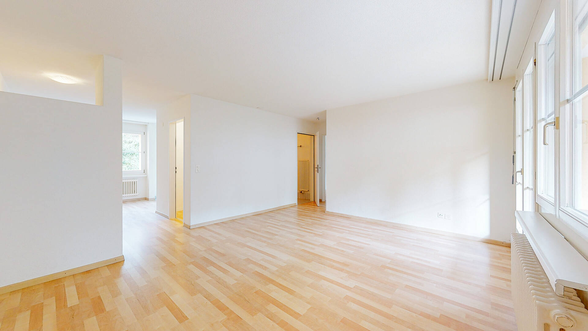 Heller leerer Wohnraum