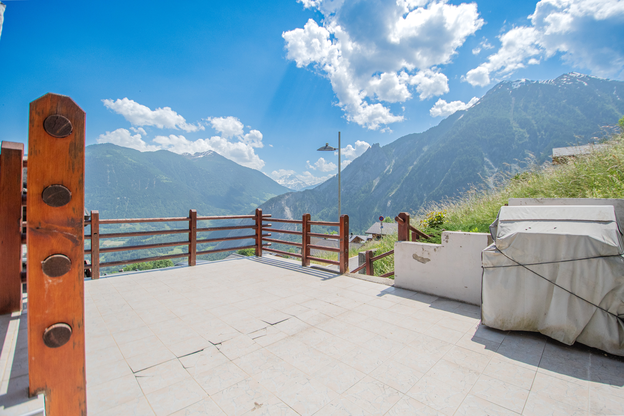Bergterrasse mit Weitblick