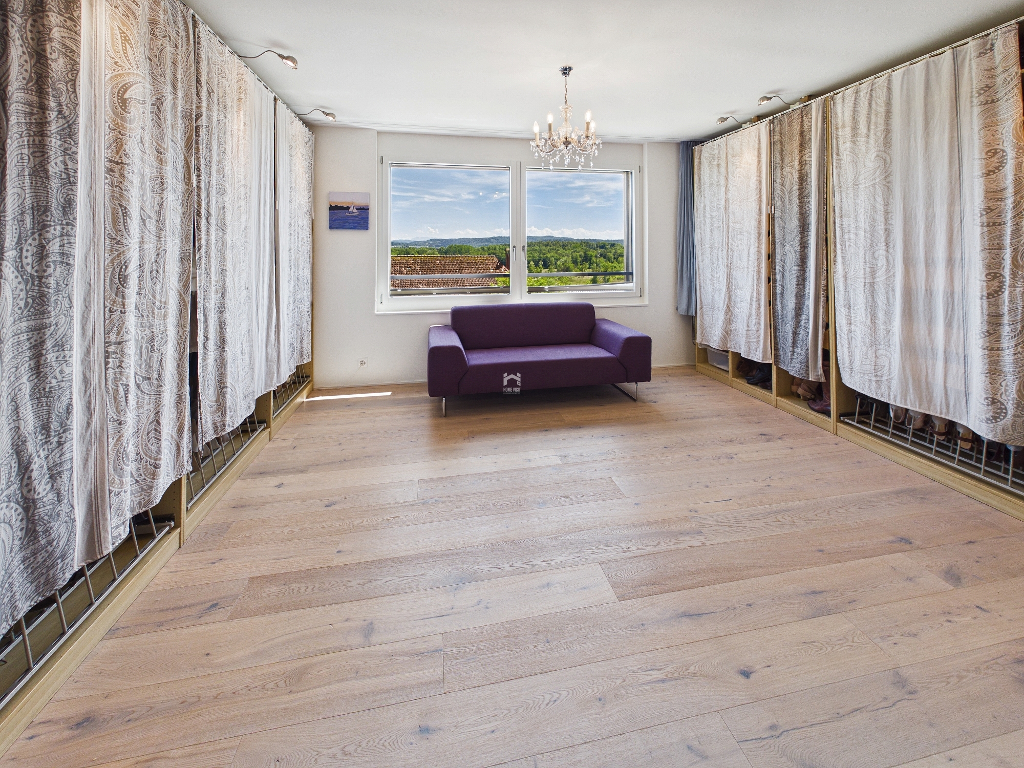 Ankleidezimmer mit Ausblick