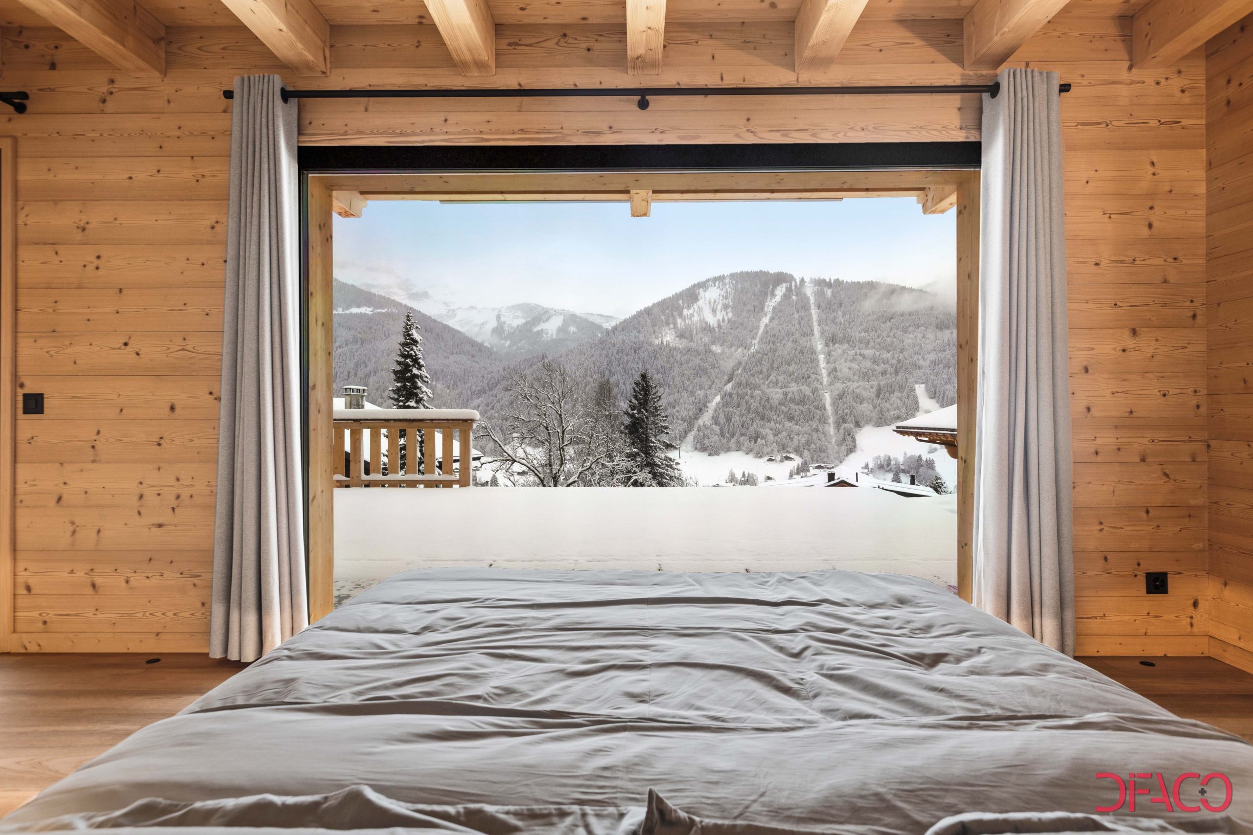Schlafzimmer mit Bergblick