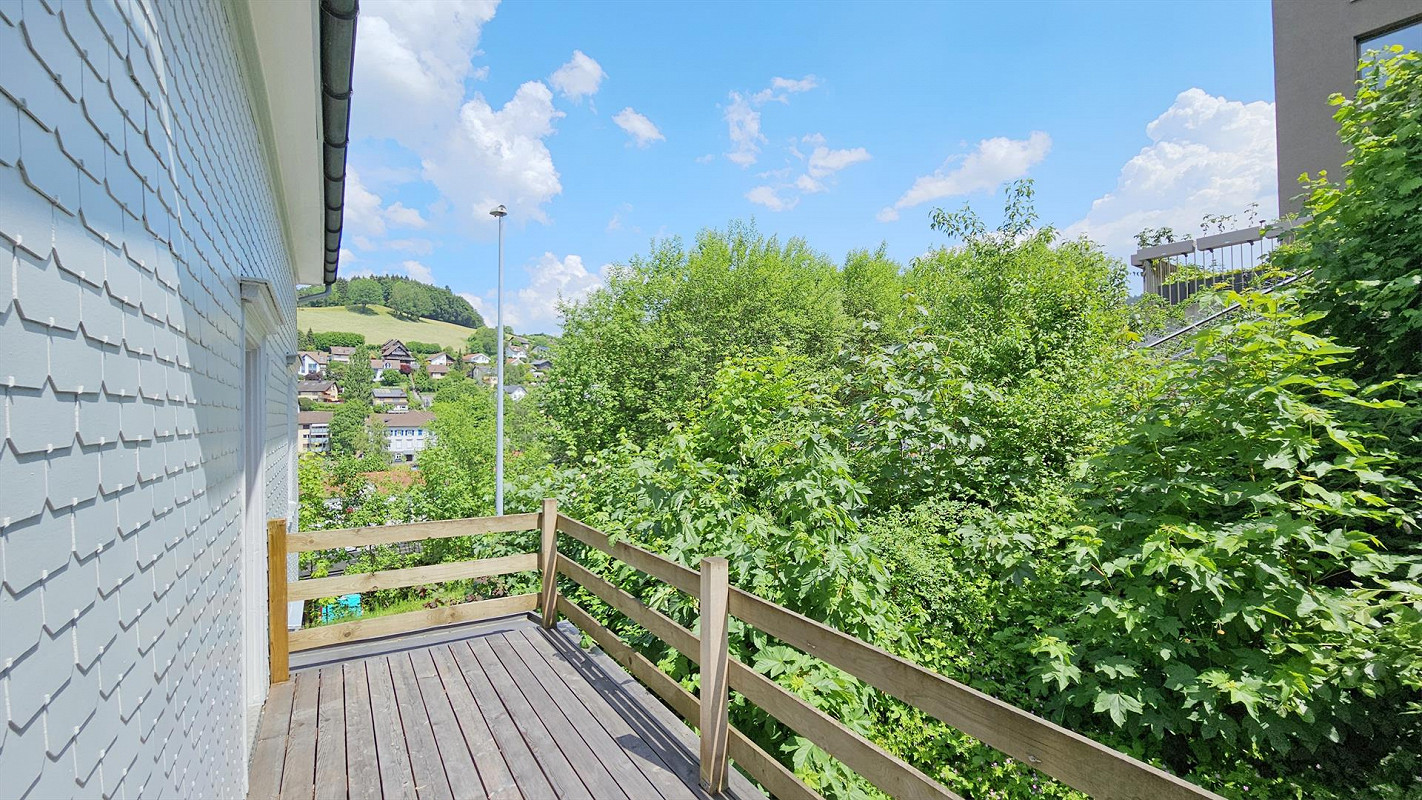 Balkon mit Blick ins Grüne