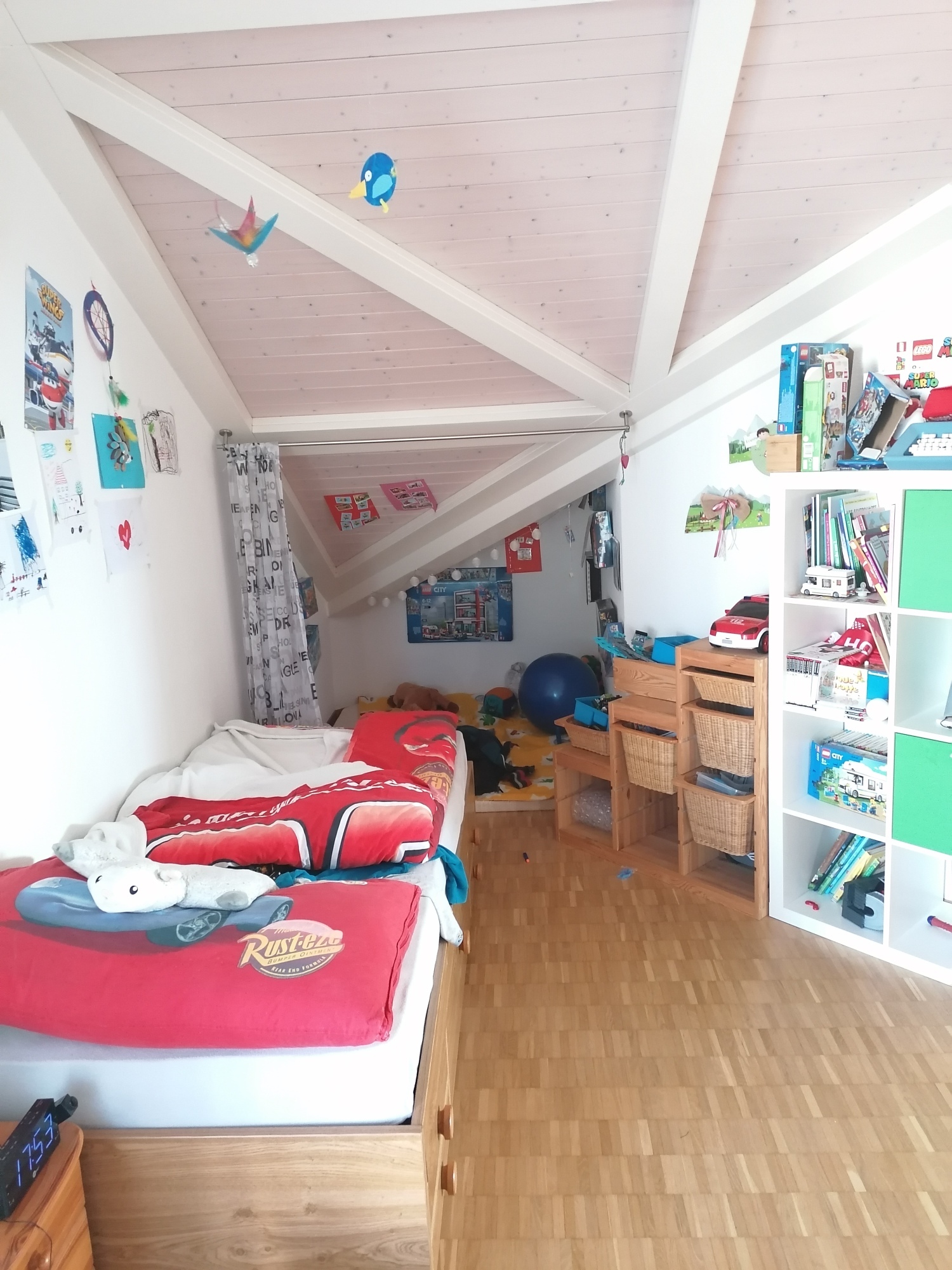 Kinderzimmer im Dachgeschoss