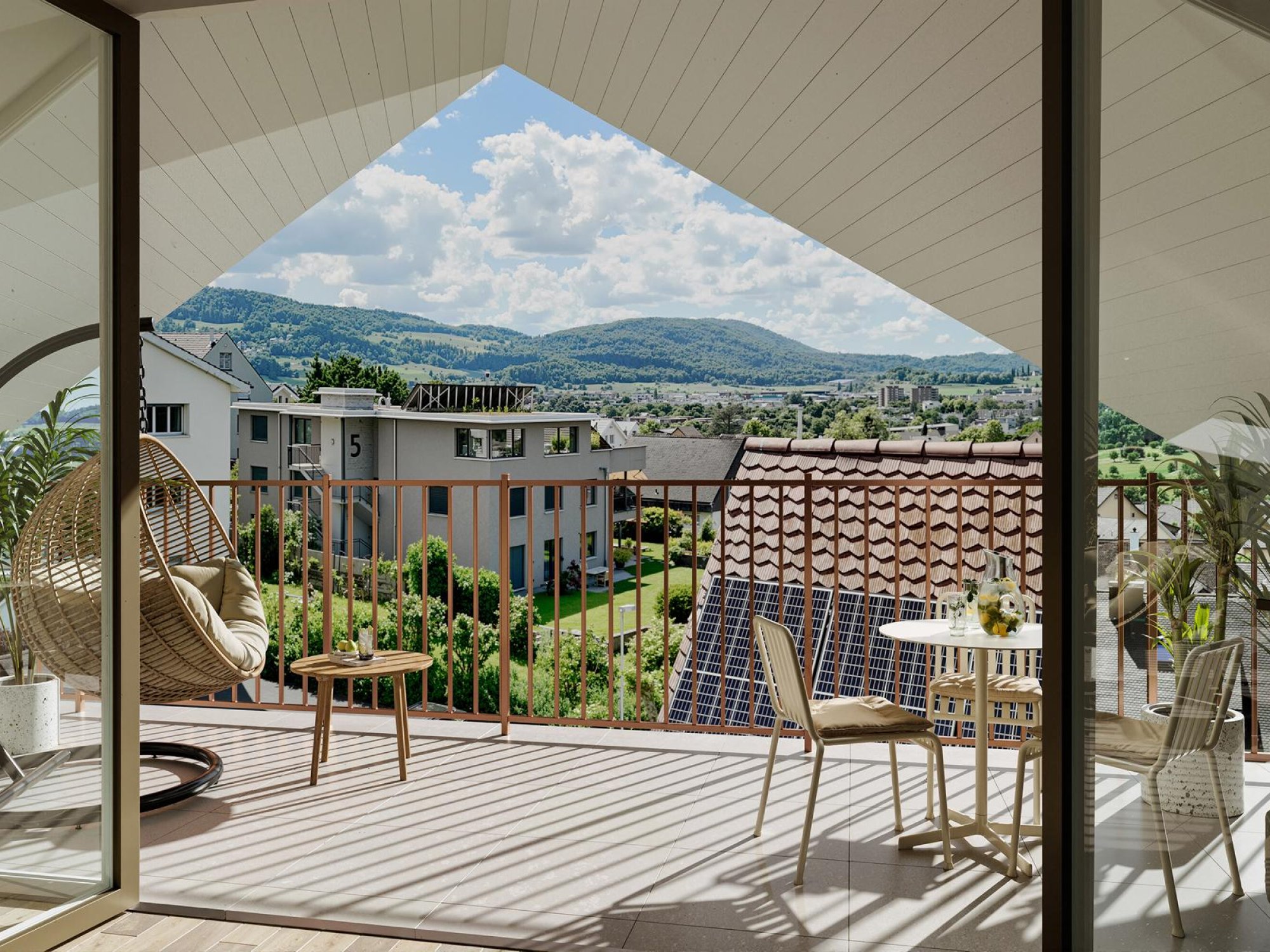 Balkon mit Bergblick