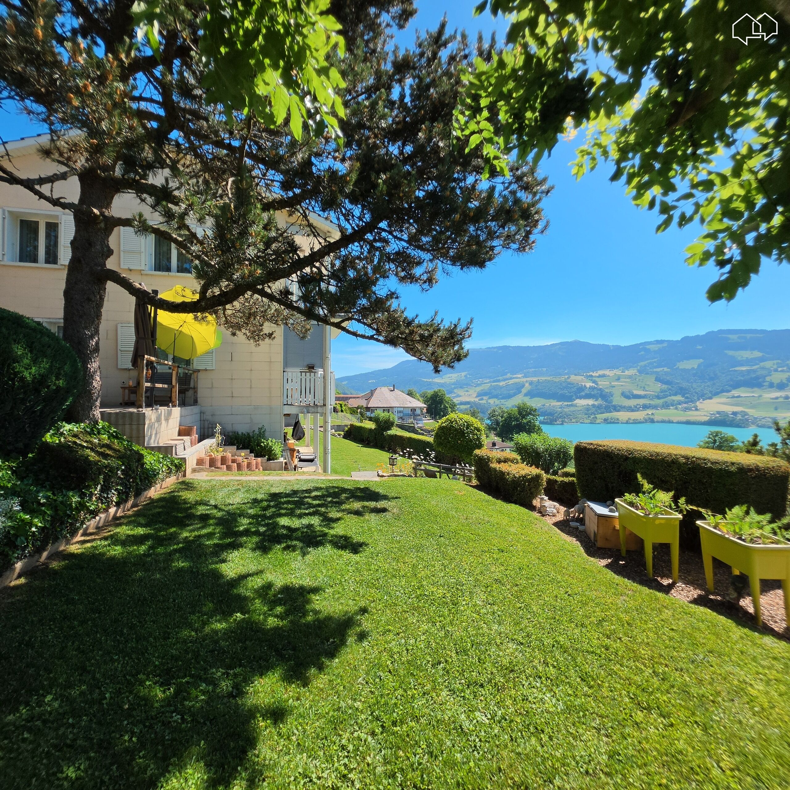Garten mit Seeblick