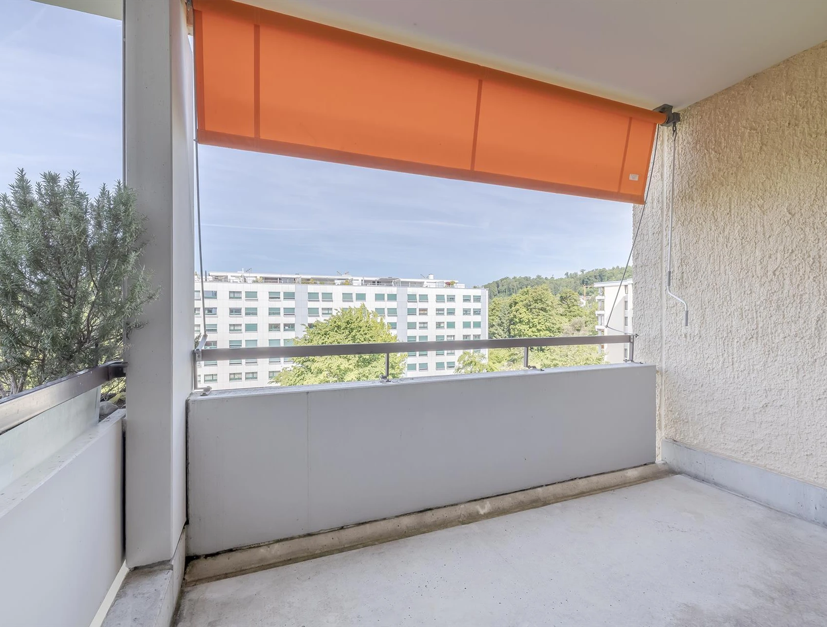 Balkon mit Blick ins Grüne