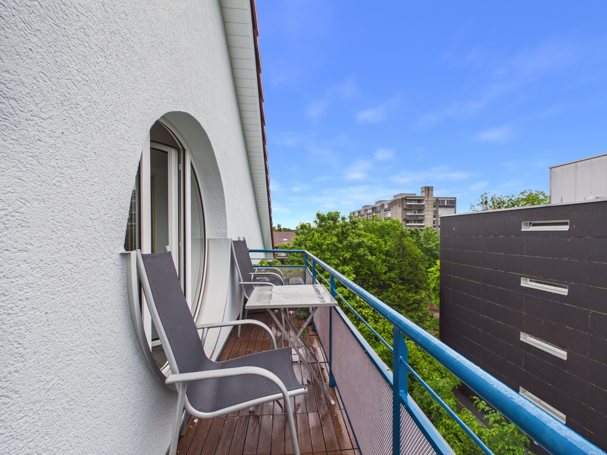 Balkon mit Blick ins Grüne
