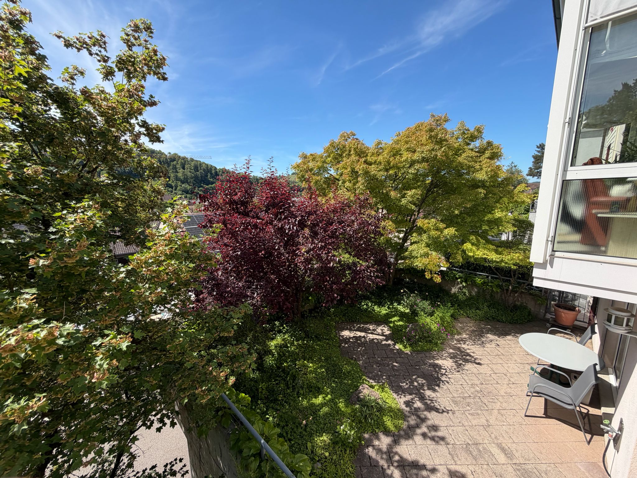 Balkon- bzw. Terrassenblick ins Grüne