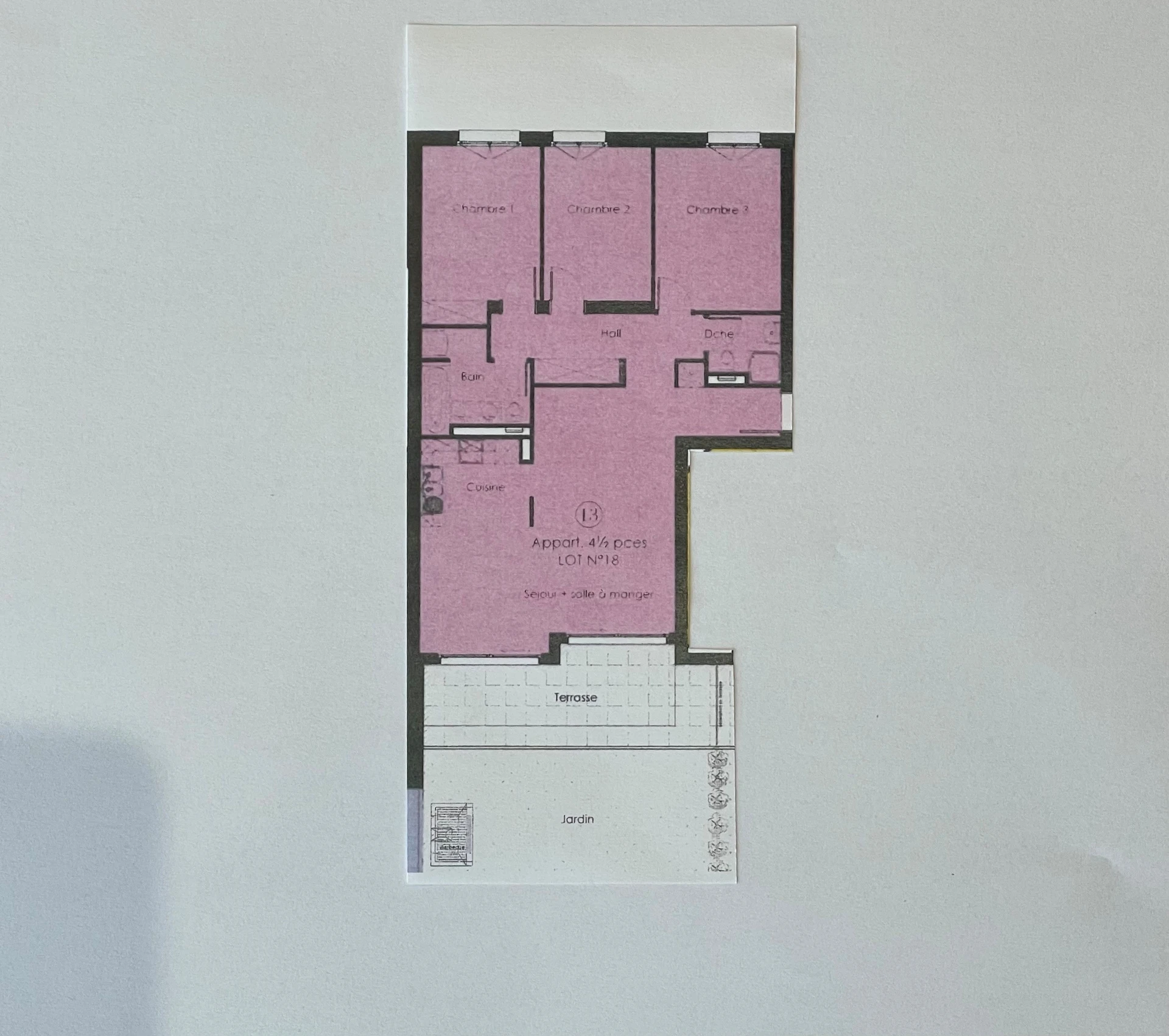 Wohnungsgrundriss mit Terrasse und Garten