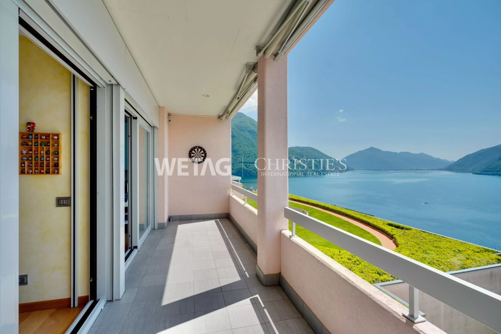 Balkon mit Seeblick