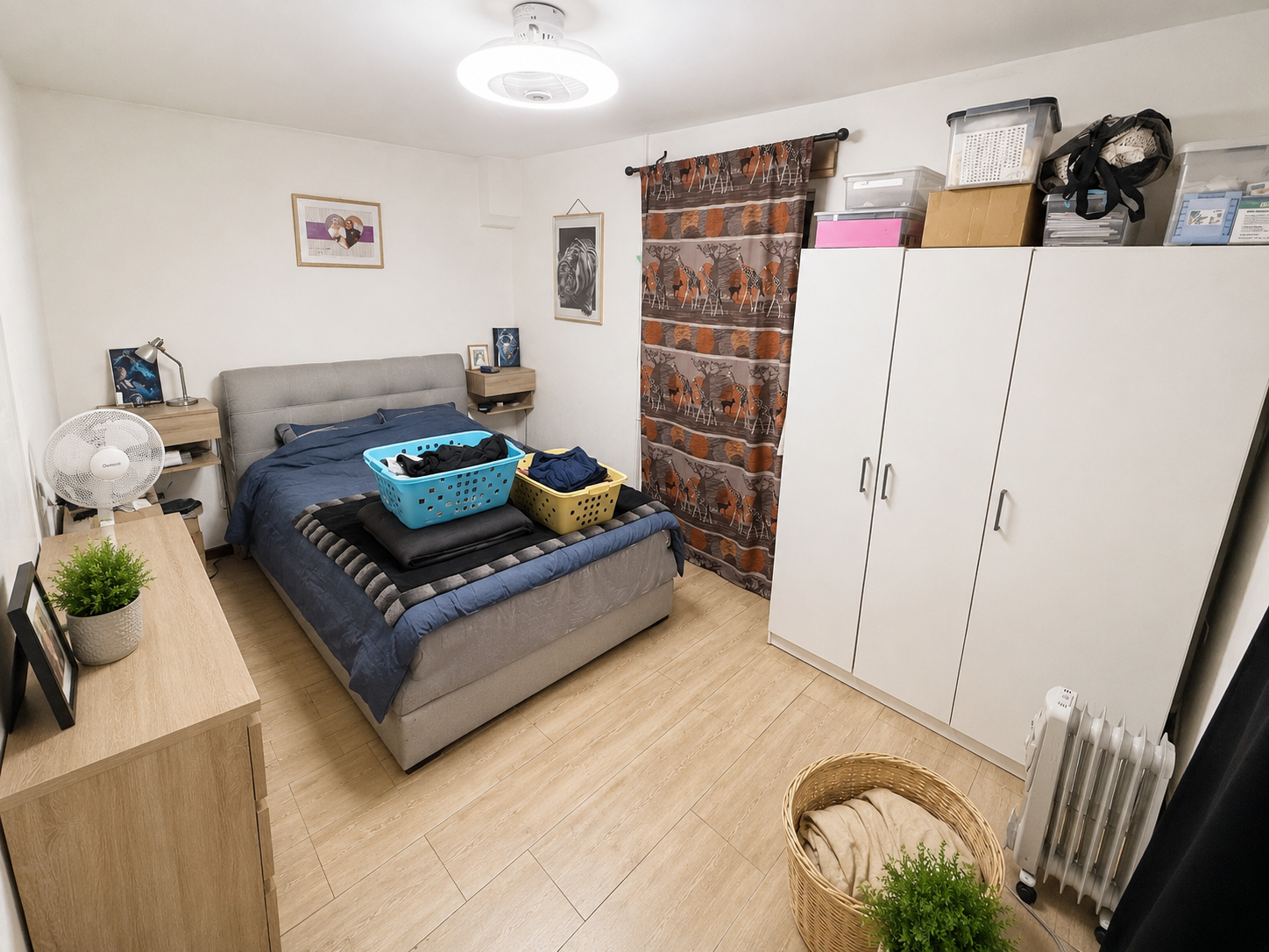 Kompaktes Schlafzimmer mit Stauraum