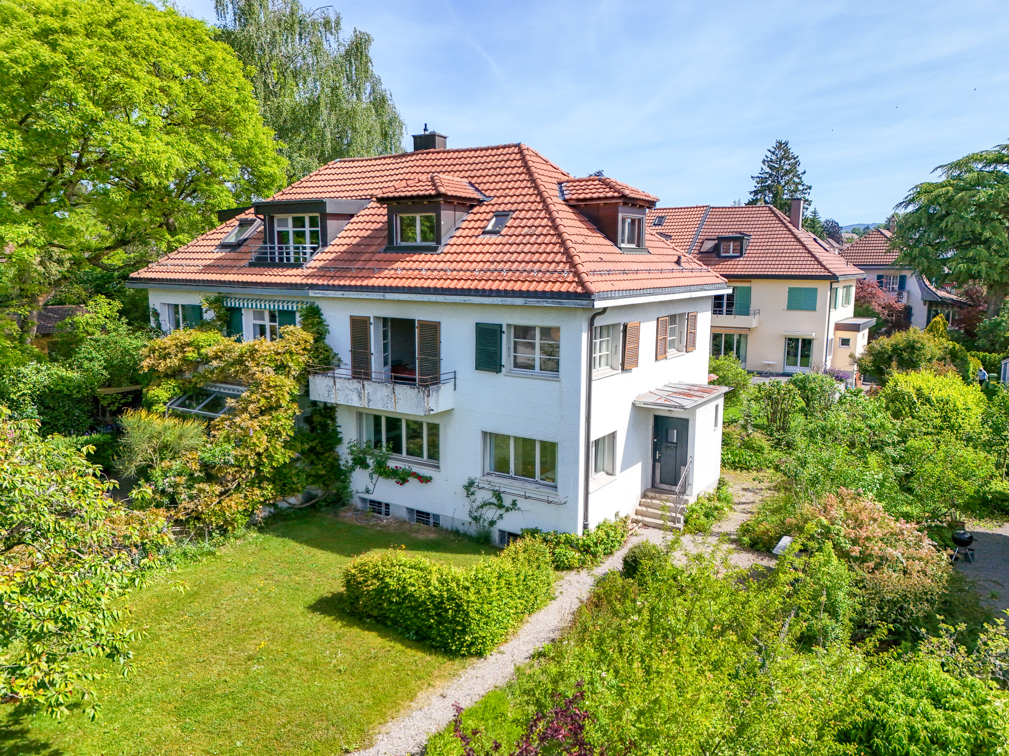 Einfamilienhaus mit Garten