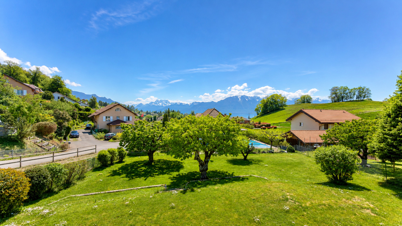 Ländliche Wohnlage mit Bergpanorama