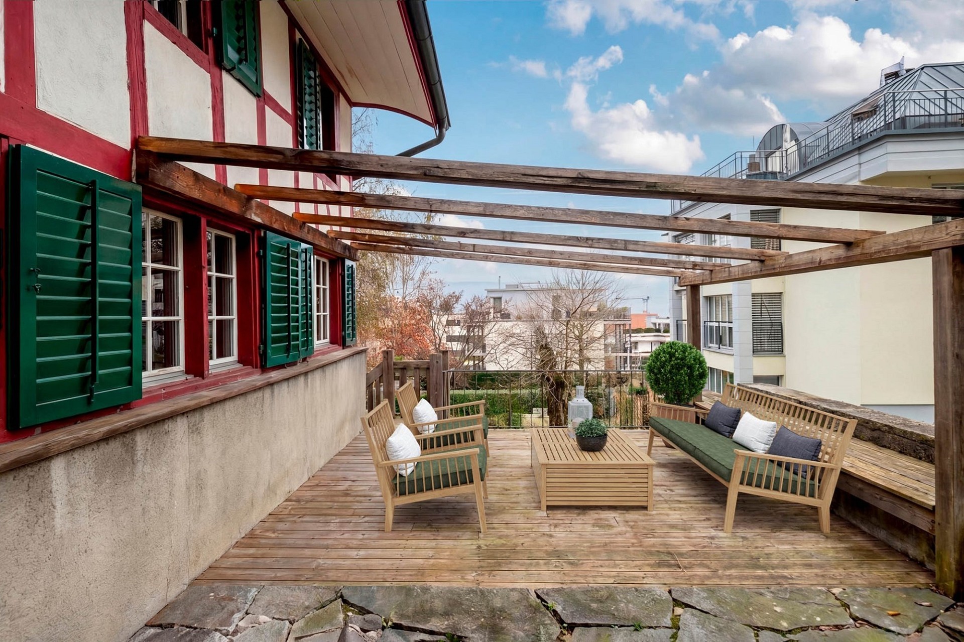Dachterrasse mit Sitzgruppe