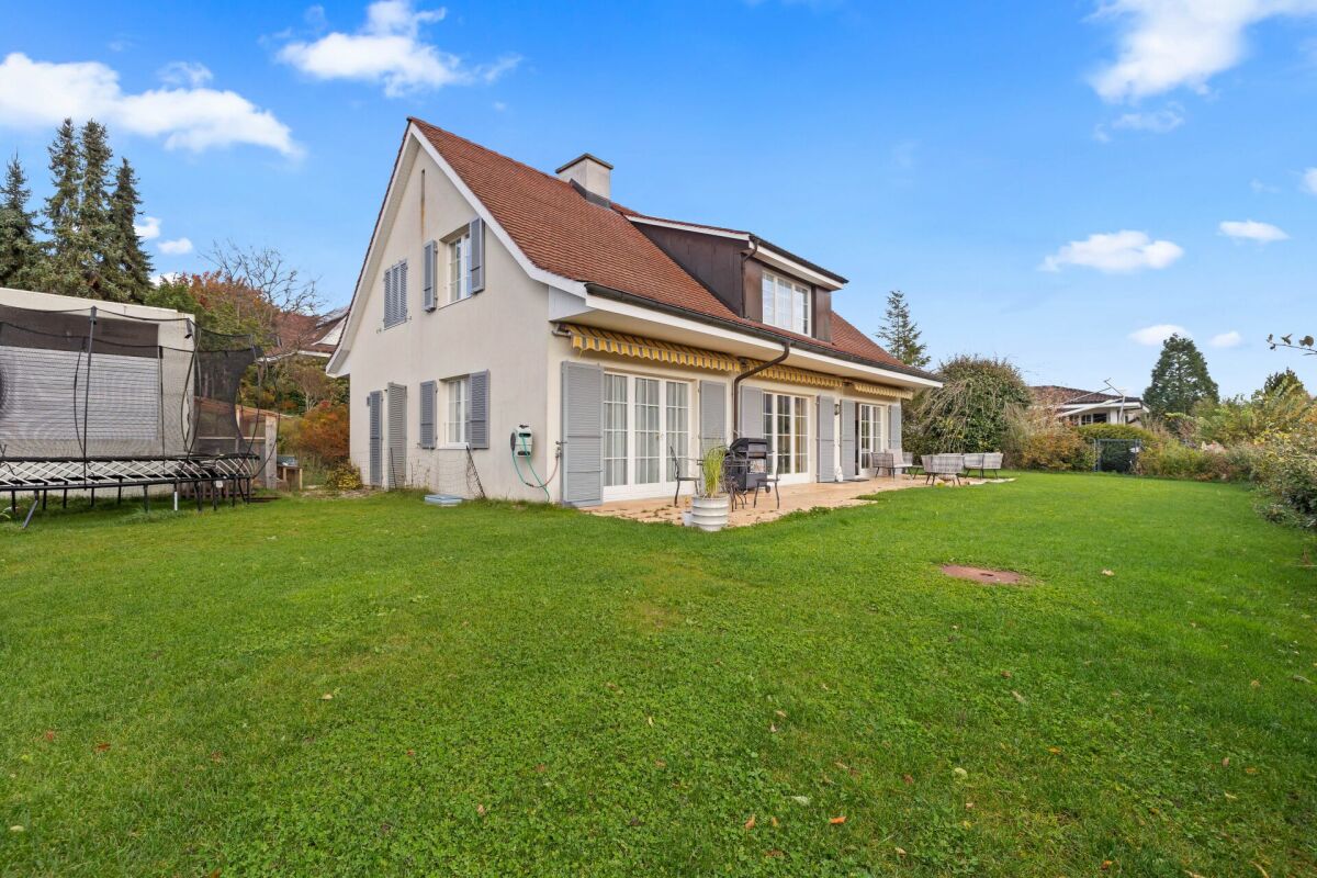 Haus mit großem Garten