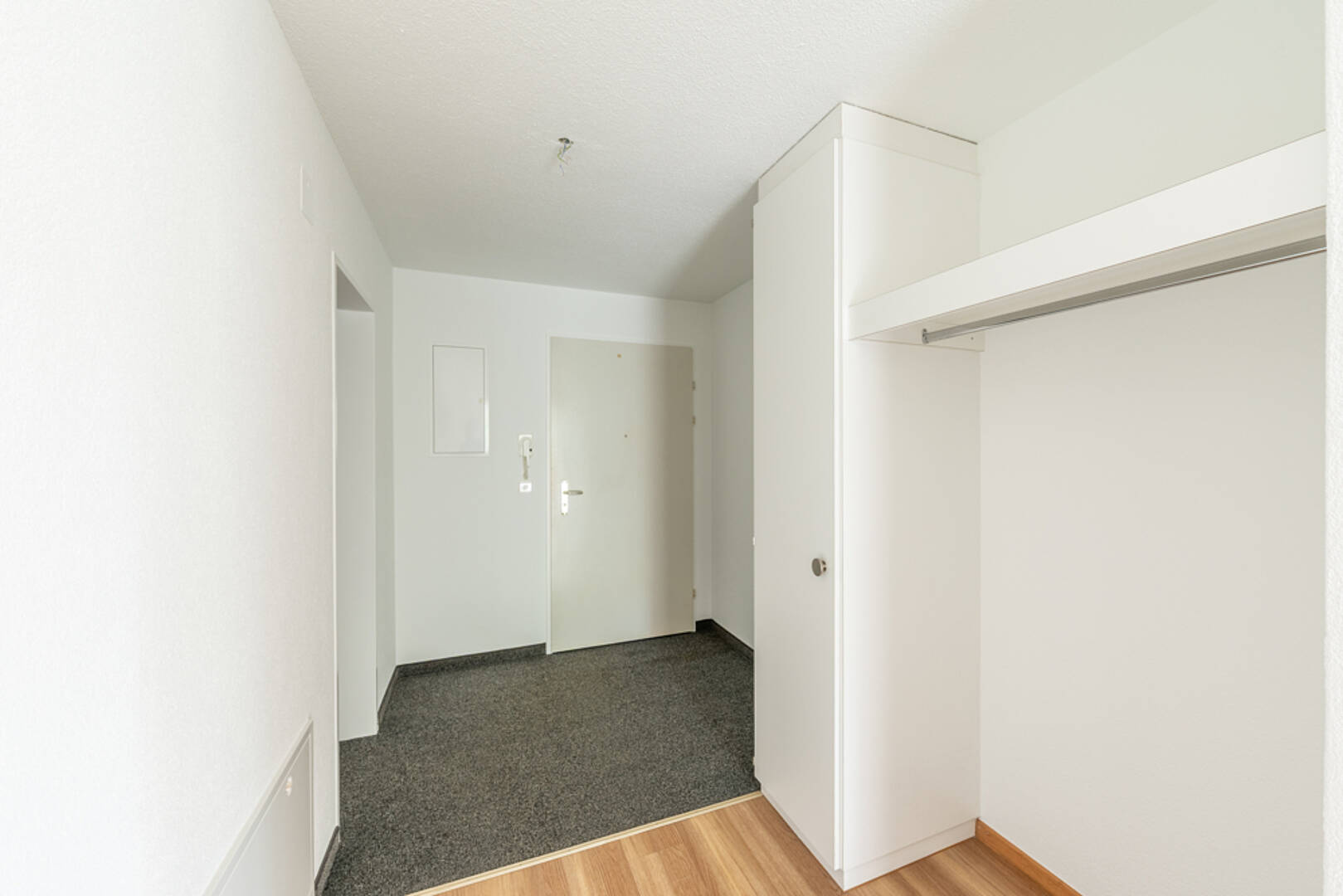 Eingangsbereich mit Garderobe