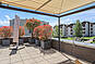 Dachterrasse mit Stadtblick