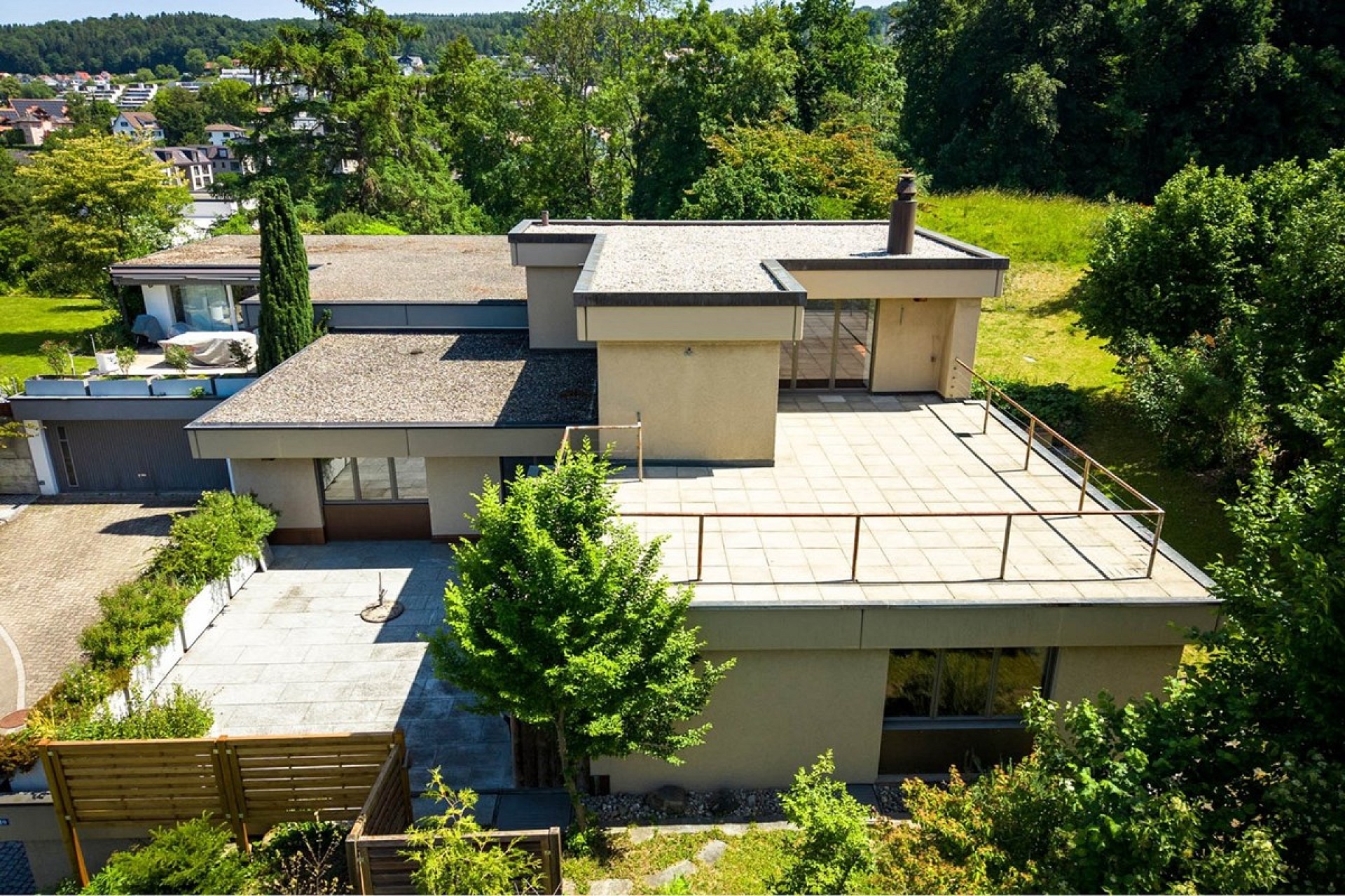 Moderne Villa mit Dachterrassen