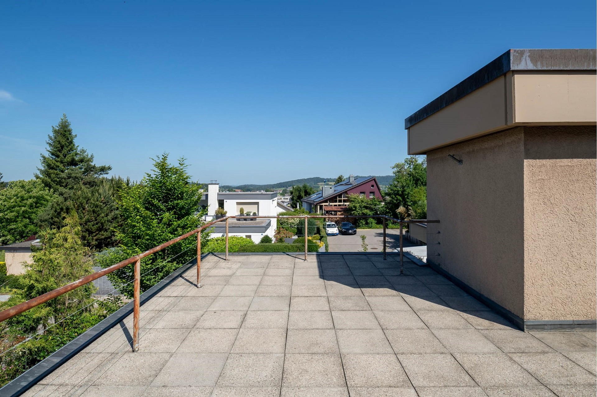 Dachterrasse mit weitem Ausblick