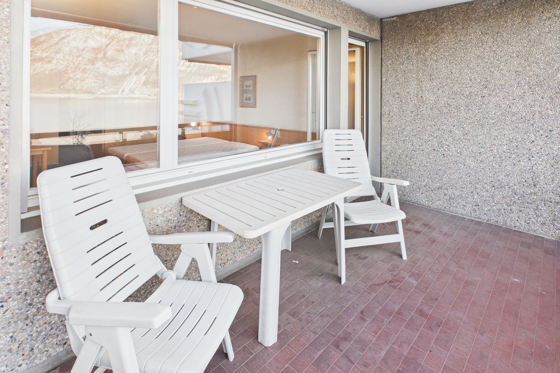 Terrasse mit Sitzgruppe