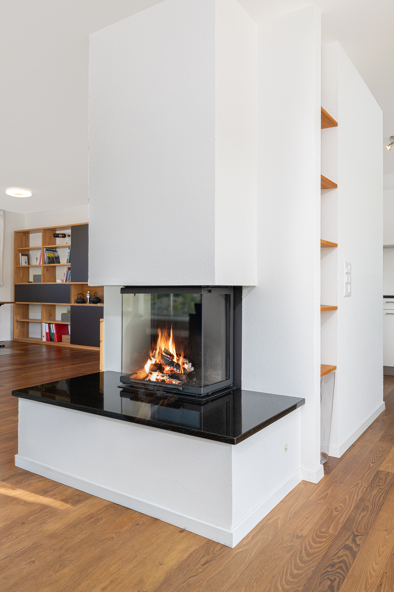 Wohnbereich mit Kamin