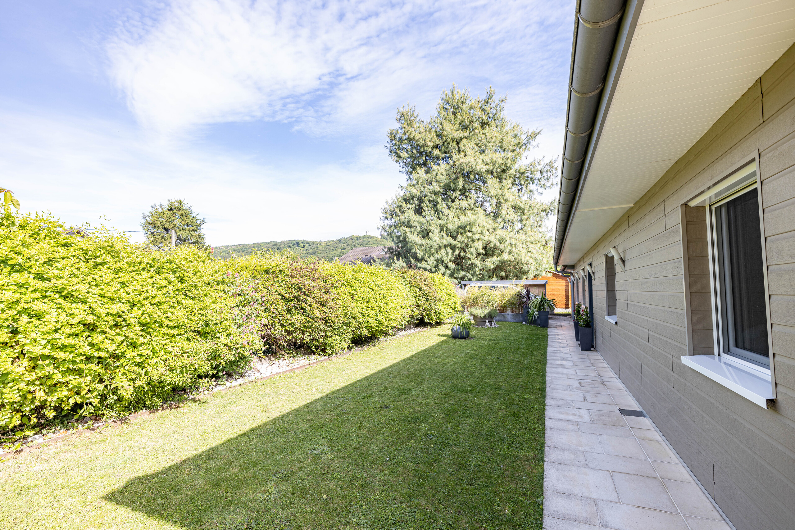 Gartenansicht am Haus