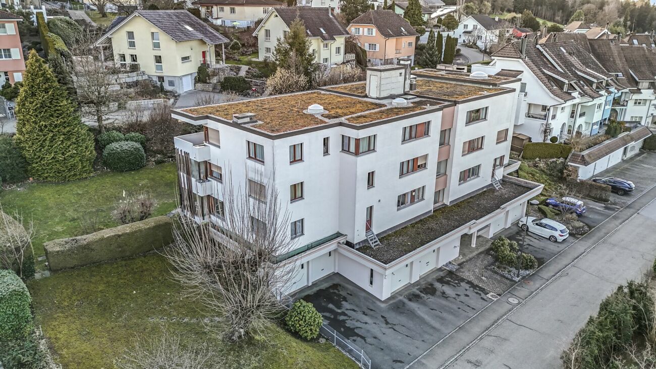 Mehrfamilienhaus aus der Luft