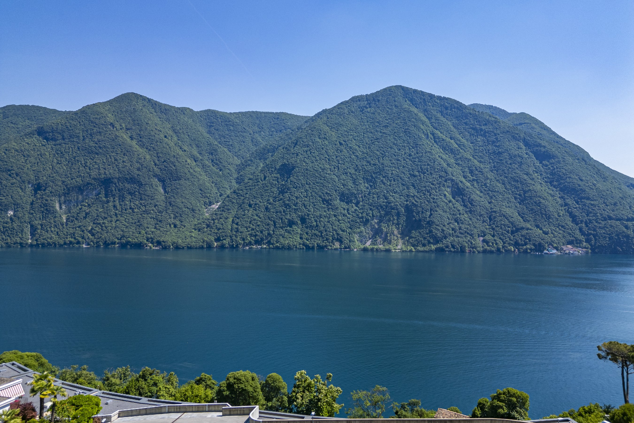 Berg- und Seeblick