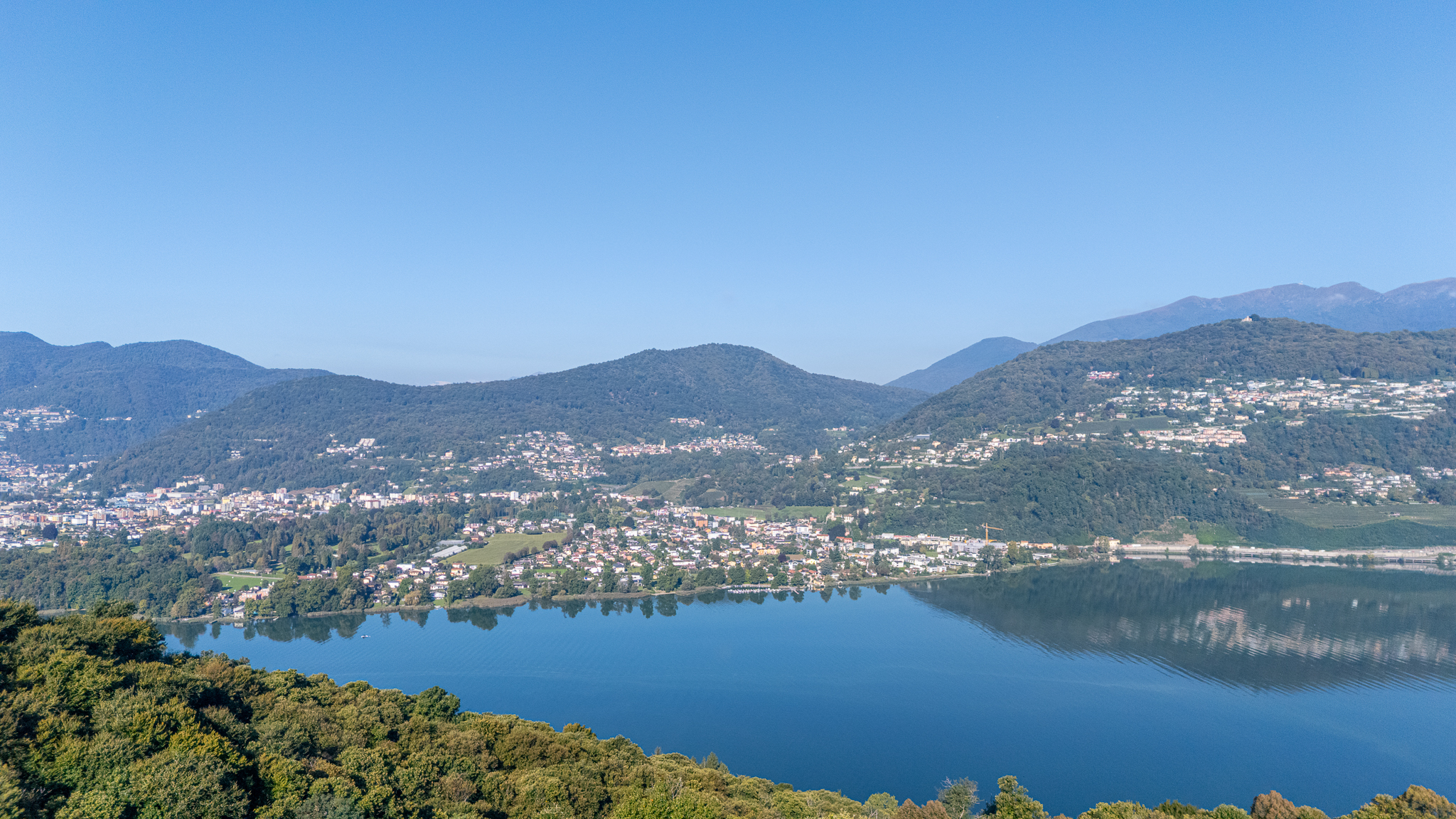See- und Bergpanorama