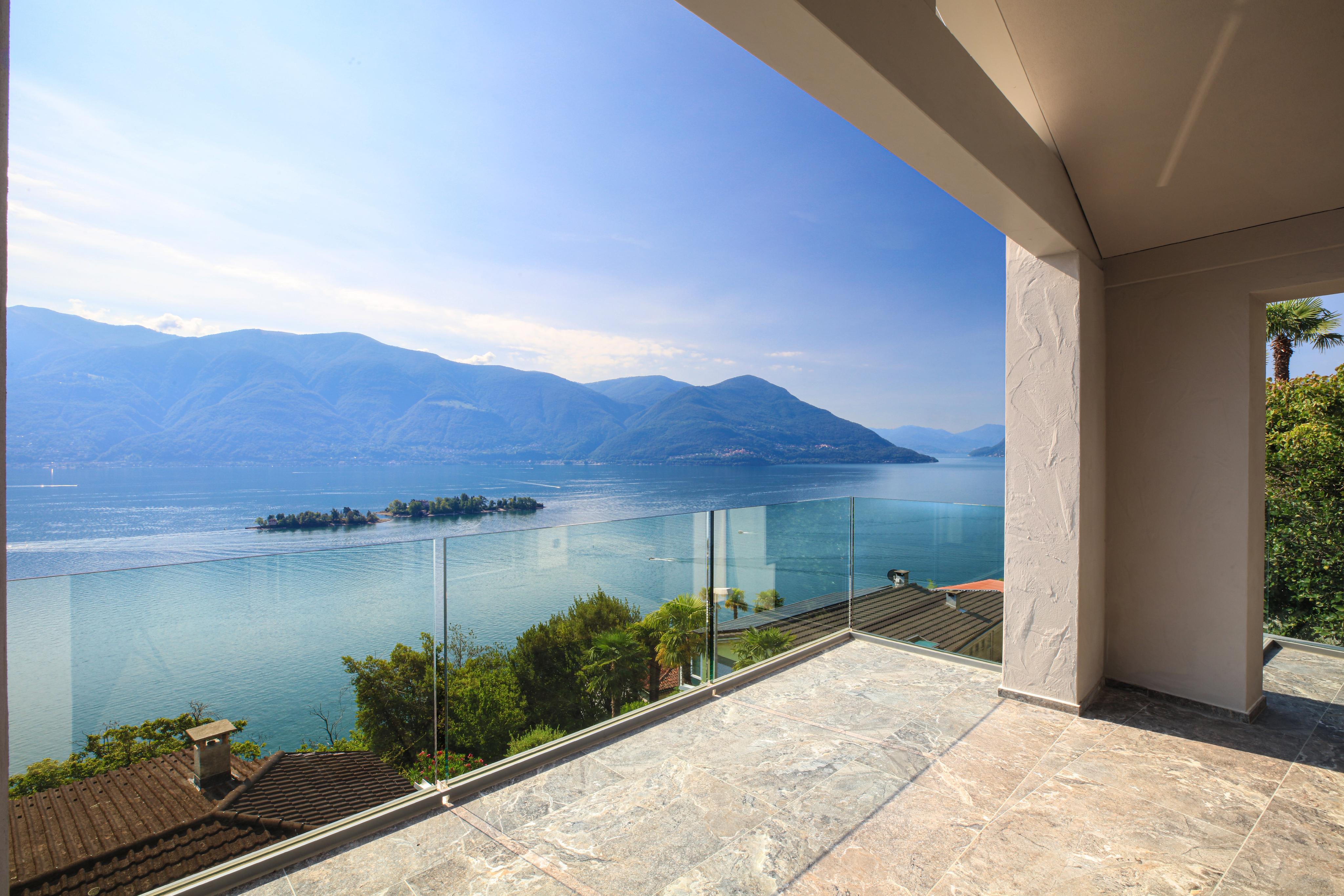 Balkon mit Seeblick