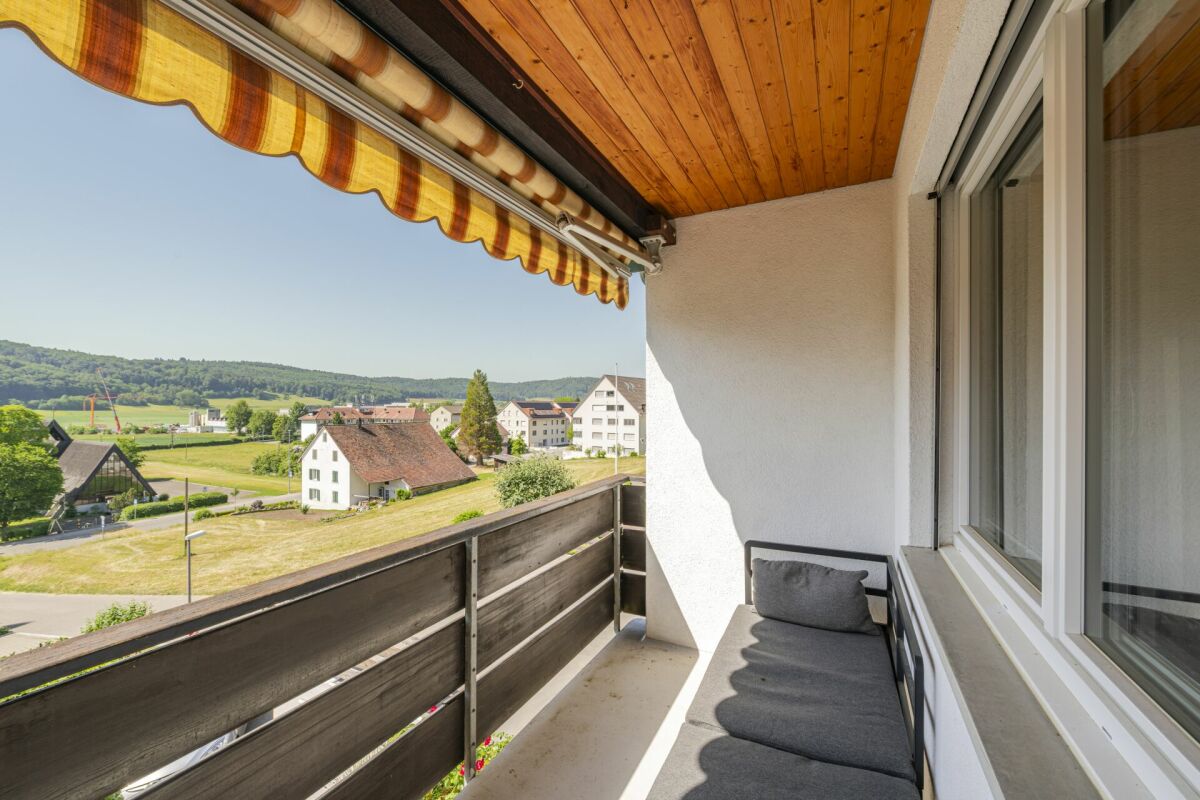 Balkon mit Ausblick ins Grüne