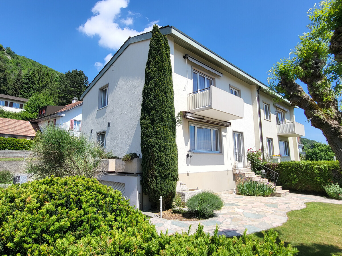 Freistehendes Wohnhaus mit Garten